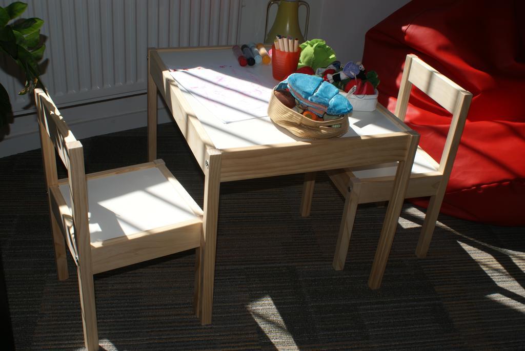 Ll20 Hostel Varsó Kültér fotó
