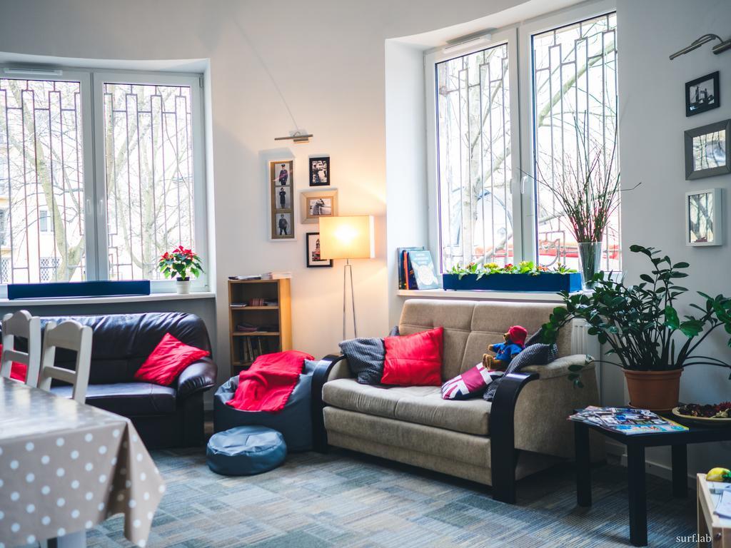 Ll20 Hostel Varsó Kültér fotó