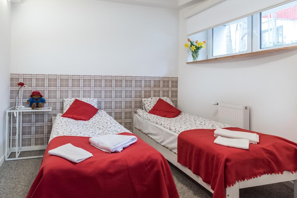 Ll20 Hostel Varsó Kültér fotó